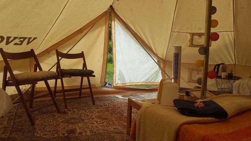 Location de vacances pour 7 personnes, avec vue et piscine ainsi que terrasse et jardin, animaux acceptés à Sainte-Foy-la-Longue - 4