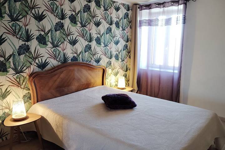 Location de vacances pour 8 personnes, avec jardin à Sébrazac - 4