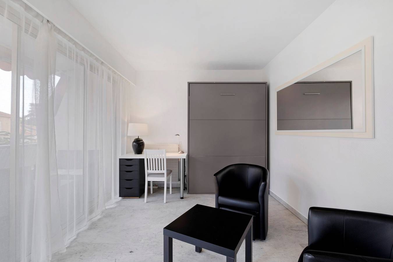 Ganze Wohnung, Apartment 'Couronne Du Cros' mit Meerblick, Wlan und Klimaanlage in Cagnes-sur-Mer, Mittelmeerküste (Frankreich)