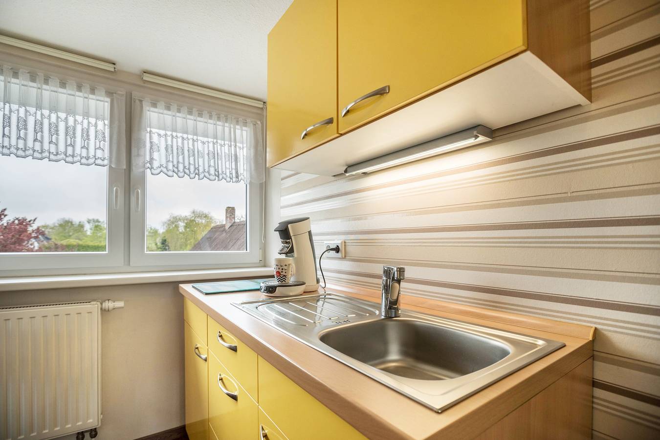 Ganze Wohnung, Ferienwohnung "Kleiner Priel" mit Gartenblick und Wlan, Fahrradfreundlich in Dorum, Cuxland