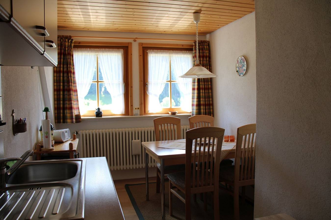 Ganze Wohnung, Ferienwohnung "Talblick" mit Balkon, Gemeinschaftsterrasse und Wlan in Suedlicher Schwarzwald, Todtmoos