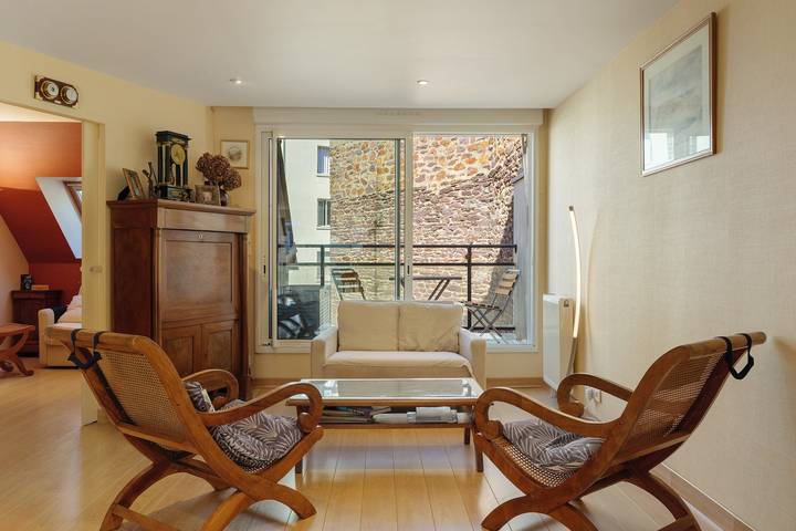 Hel lägenhet, “Calm and Originality” Apartment with Balcony and Wi-Fi in Rennes, Rennes region