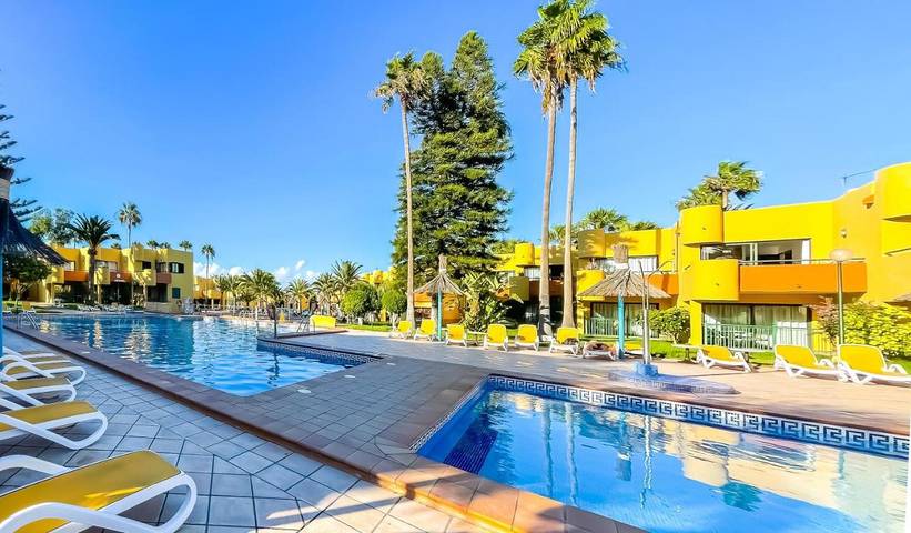 Apartamento de vacaciones para 3 personas, con jardín y piscina - 1