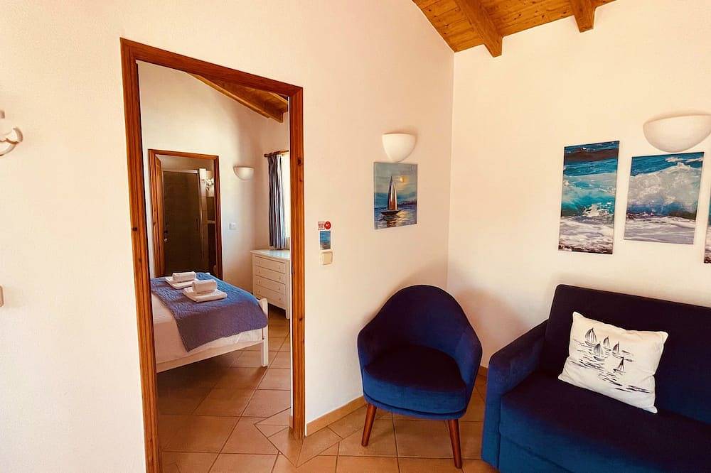 Ganze Wohnung, Algar de Benagil apt - A Maré in Salema, Naturpark Südwest-Alentejo und Costa Vicentina