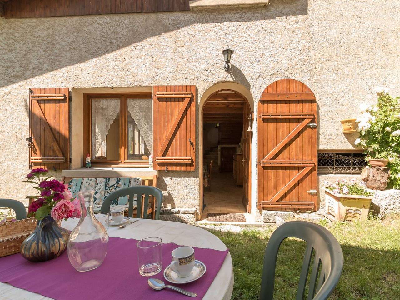 Ganze Wohnung, Großes Studio mit Mezzanine, Garten und Parkplatz für 4 Personen - Villar-Saint-Pancrace in Villar-Saint-Pancrace, Briançon und Umgebung