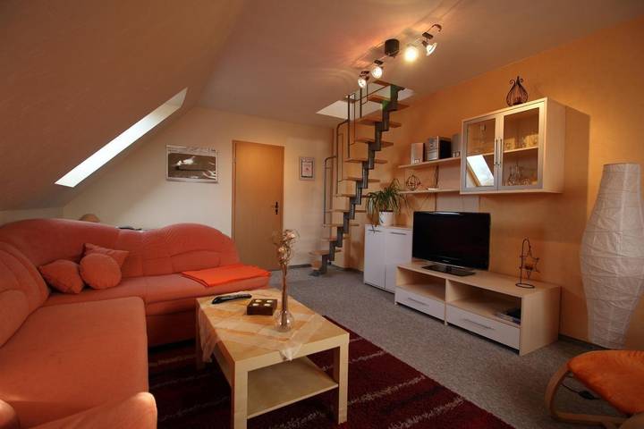 Ferienwohnung für 5 Personen, mit Garten und Terrasse am Fleesensee - 2