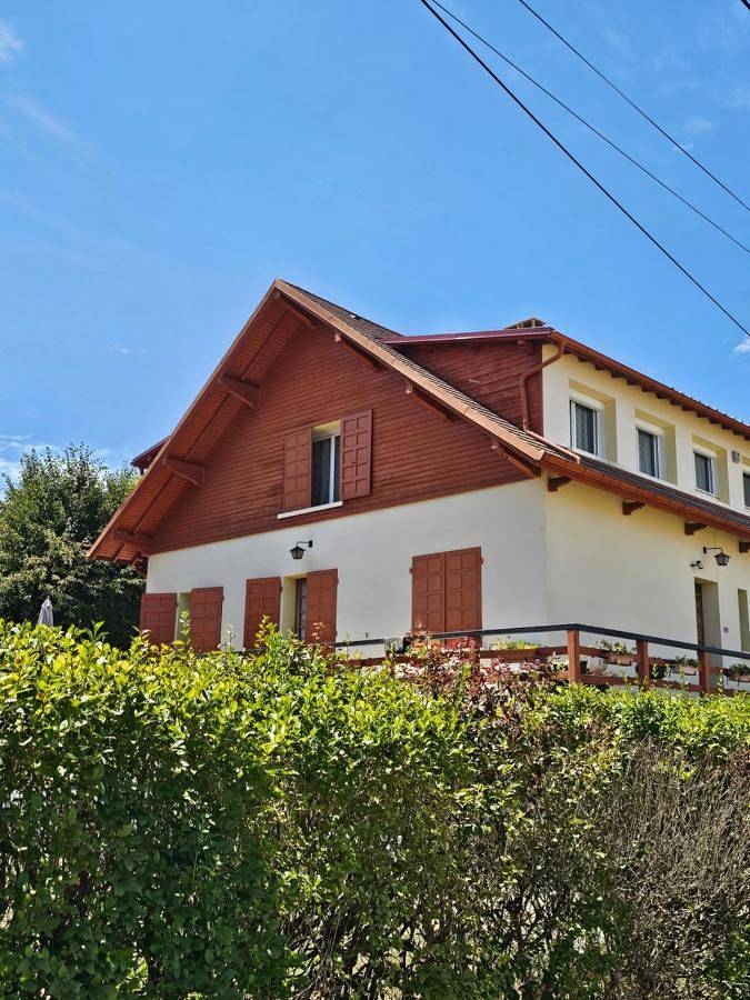 Gîte pour 2 personnes, avec jardin et terrasse à Yenne - 2