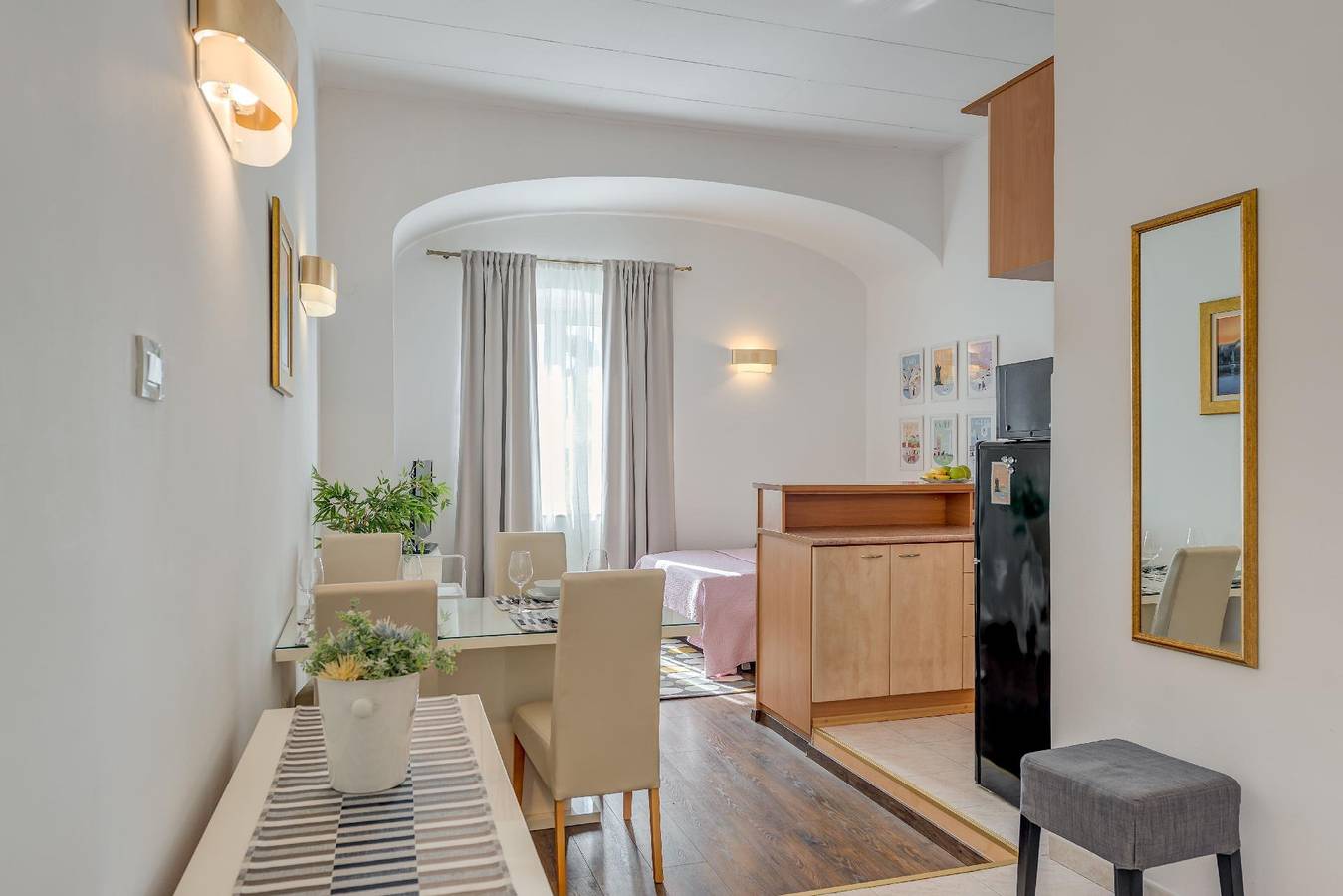 Appartamento intero, Appartamento vacanza per 5 Persone ca. 48 m² in Spalato, Dalmazia (Regione spalatino-dalmata) in Spalato, Regione spalatino-dalmata
