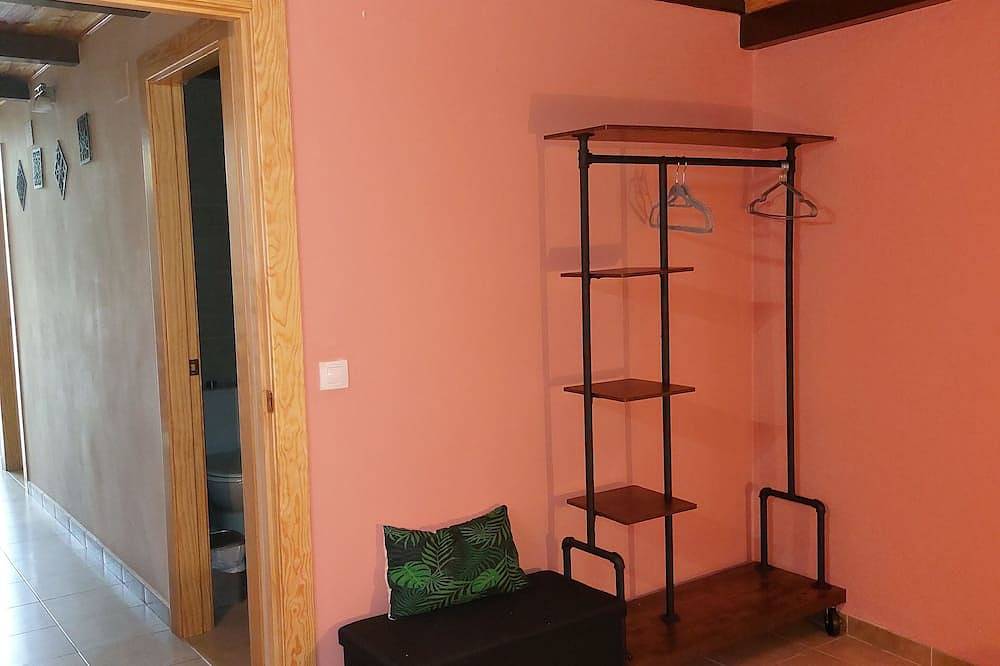 Entire apartment, Duplex El Cauce, Alcalá del Júcar in Alcalá del Júcar, La Manchuela