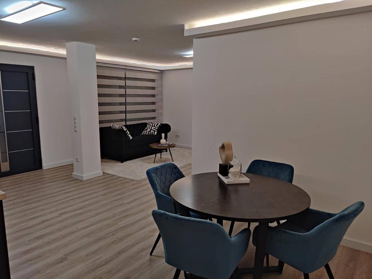 Ganze Wohnung, Exklusiv, modernes Apartment in Sachsenheim, Kraichgau