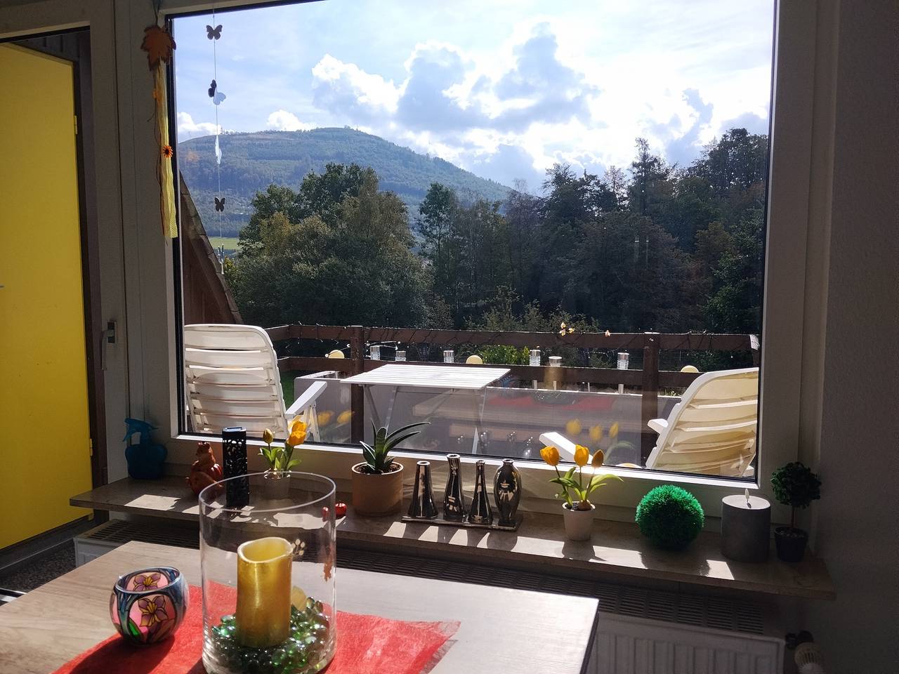 Ganze Wohnung, Ferienwohnung 'Olsberg Panorama' mit Bergblick und privaten Balkon in Olsberg, Hochsauerlandkreis