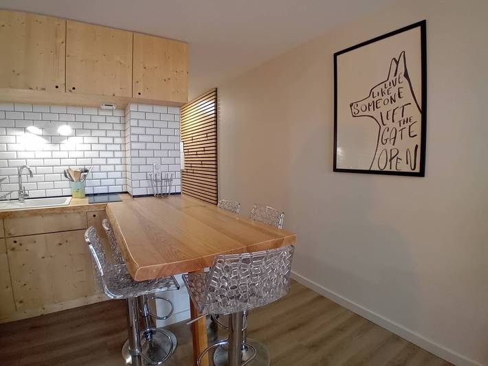 Gîte pour 3 personnes, avec terrasse dans Plage du Penon - 2