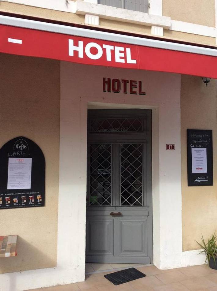 Hôtel pour 2 personnes, avec jardin ainsi que vue et sauna, animaux acceptés à Saint-Aulaye - 2