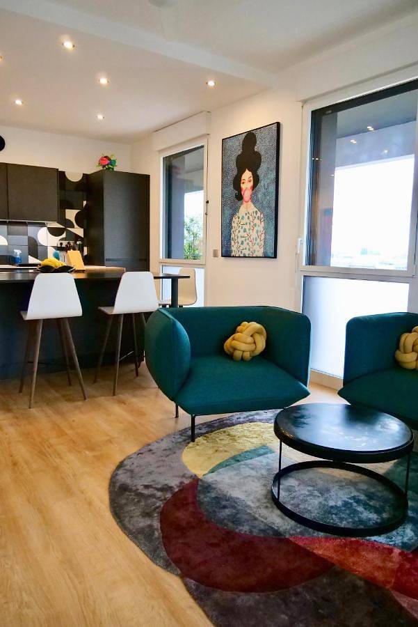 Location de vacances pour 4 personnes, avec terrasse et vue dans Les Machines de l’île - 2