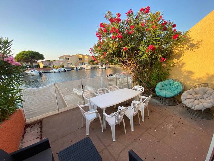 Chalet para 8 personas, con terraza y piscina en Le Barcarès