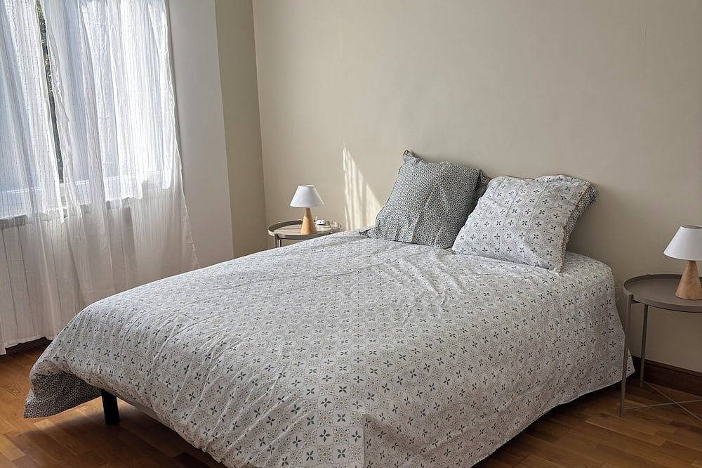 Les rosiers vous accueillent pour 8 personnes \nmaison cosy près de La Rochelle in Saint-Pierre-la-Noue, Région de Rochefort