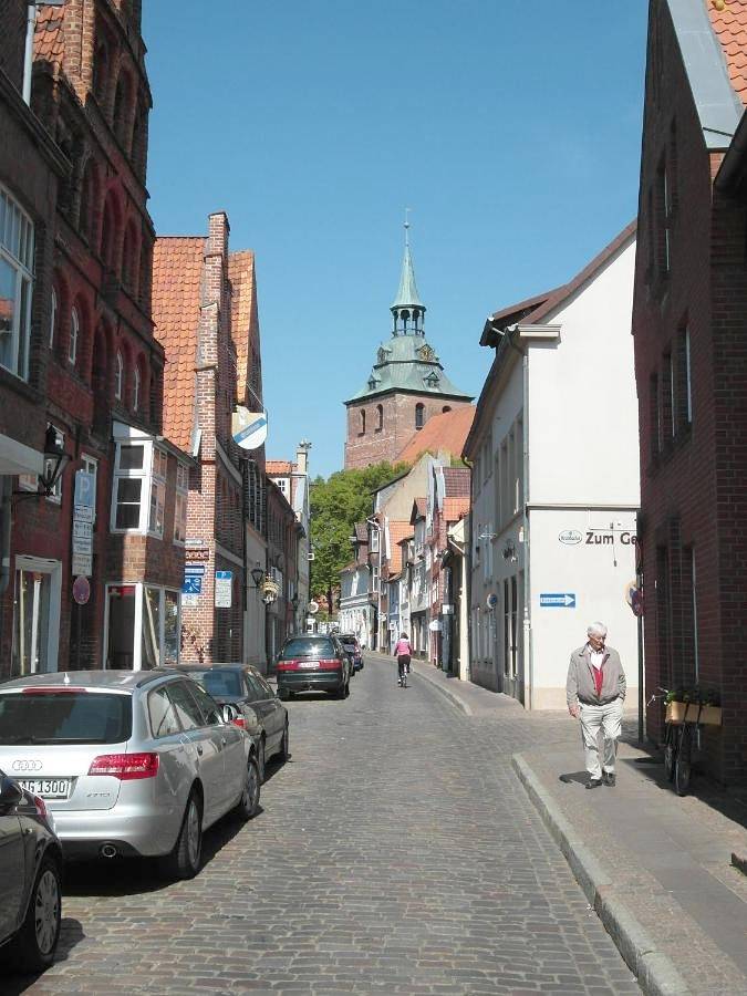 Ganze Wohnung, One-Bedroom Apartment in Lüneburg, Nordheide