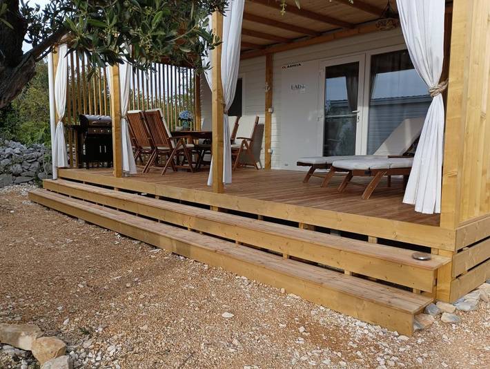 Camping pour 5 personnes, avec jardin à Tisno - 3