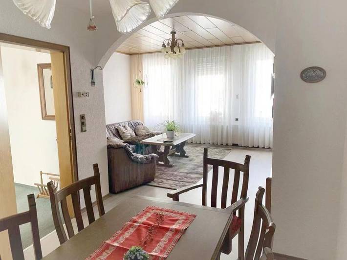 Ferienwohnung für 8 Personen, mit Terrasse in Brühl
