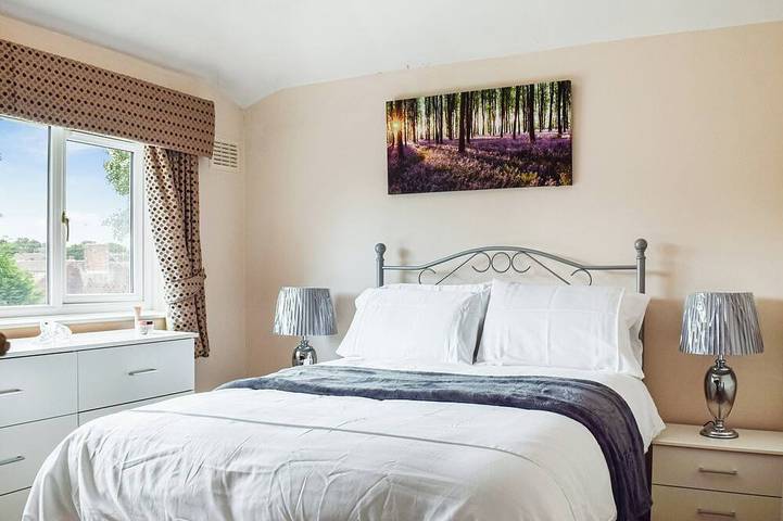 Alojamiento de 3 habitaciones en Sutton Coldfield in Birmingham, Birmingham y alrededores