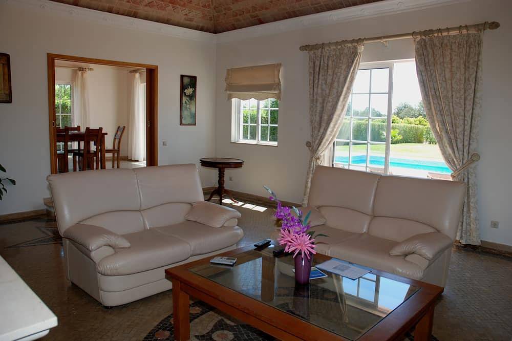 Luxury Family Villa with Private heated Pool, Tennis Court, Putting Green in Almancil, Parque Natural da Ria Formosa