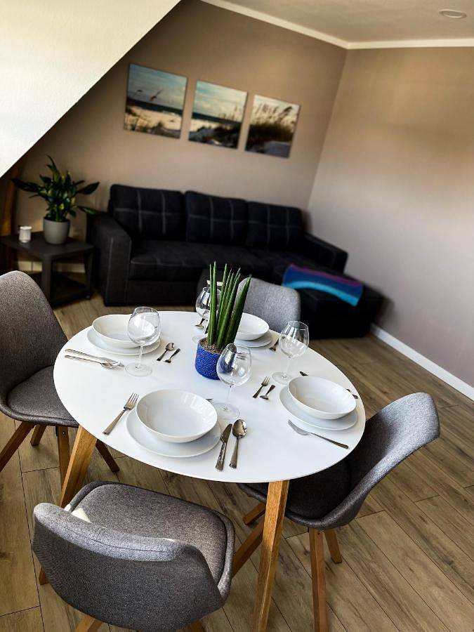 Ferienwohnung für 5 Personen, mit Terrasse und Garten sowie Ausblick