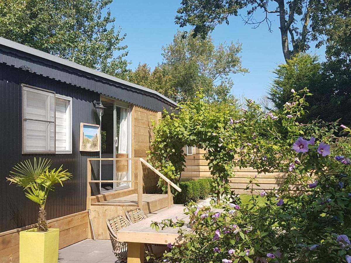 Two-Bedroom Chalet in Brouwershaven, Zeeuwse Kust