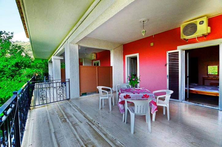 Appart’hôtel pour 2 personnes, avec jardin et vue, adapté aux familles