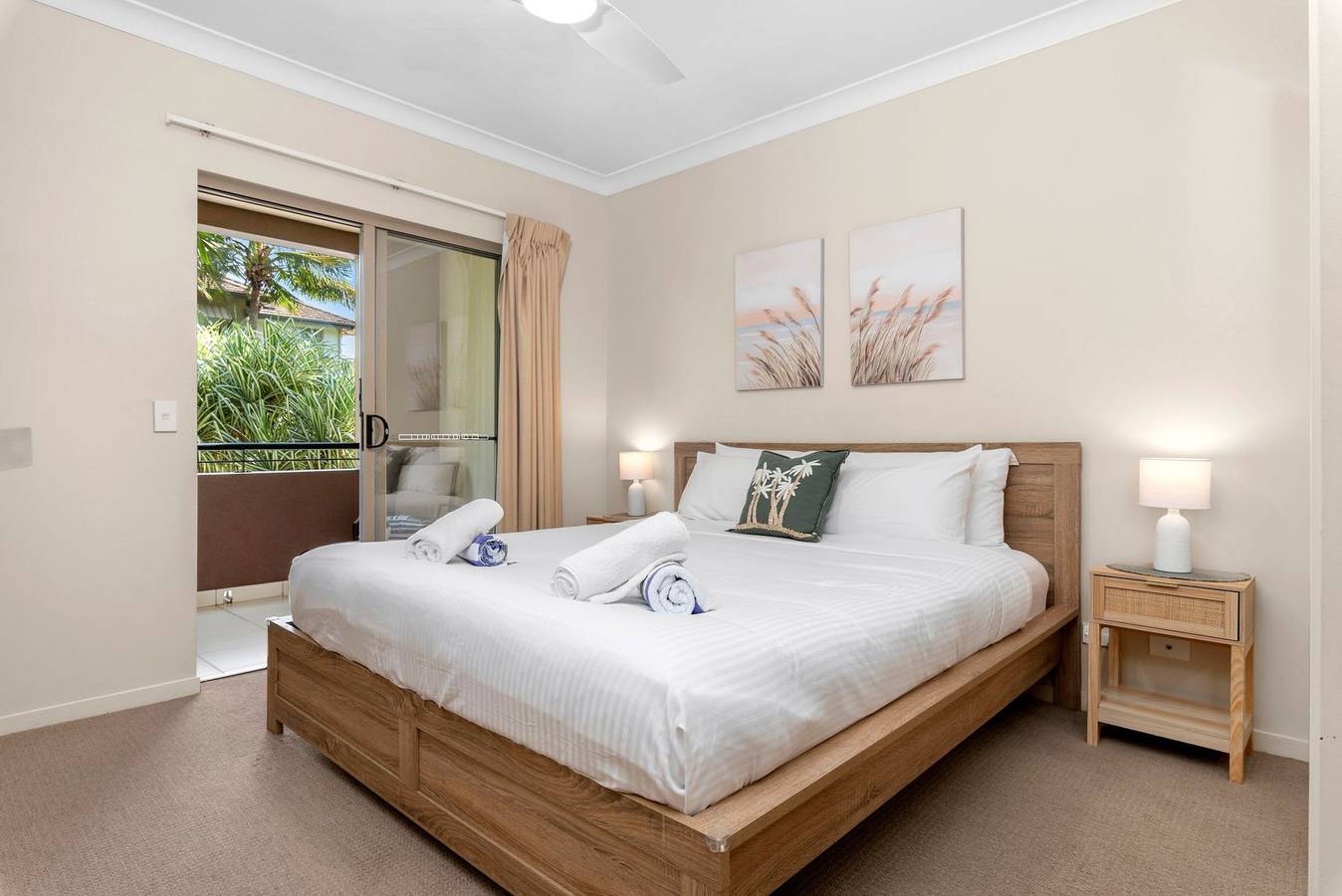 Entire apartment, Tropical Bliss - Cairns  9 Pools  Bbq   Gym in Parramatta Park, Cairns