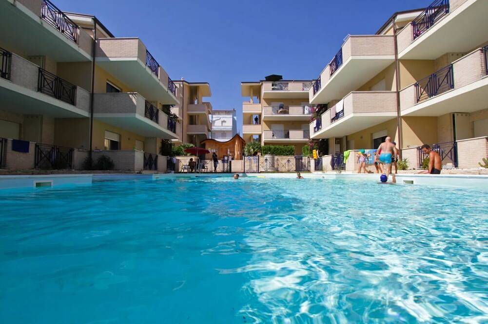 Ganze Wohnung, Green Bay B16 - Three-room apartment on the 2ndfloor in Foggetta, Adriaküste Abruzzen