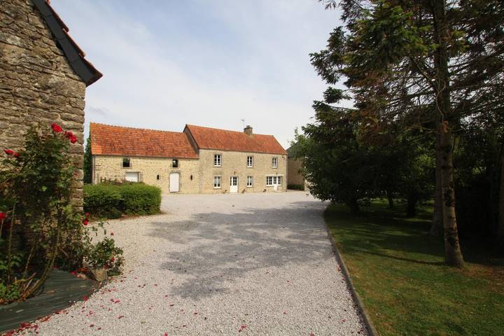 Gîte pour 7 personnes, avec jardin à Saint-Germain-de-Tournebut