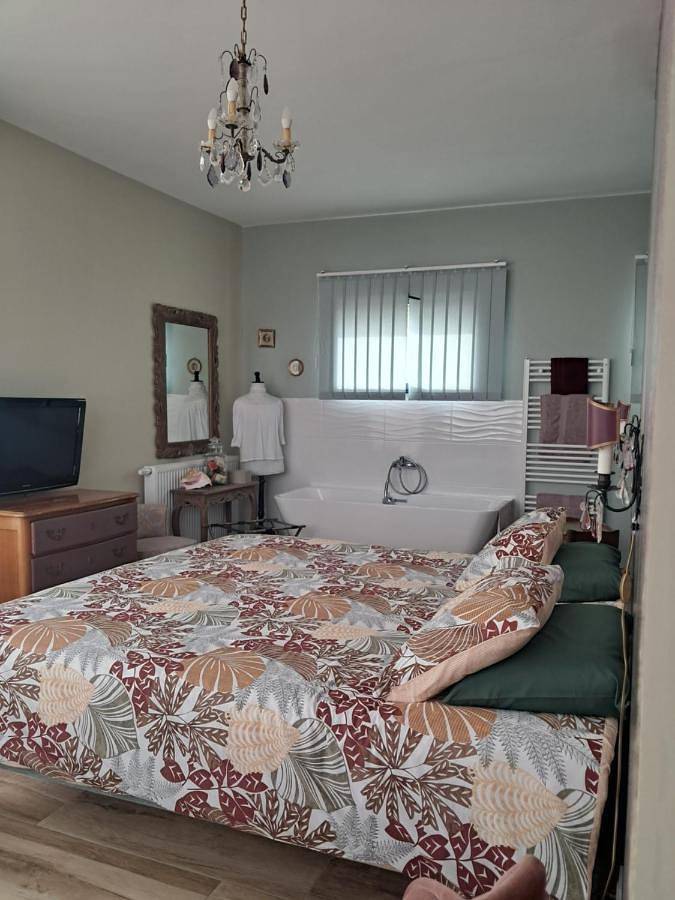 Location de vacances pour 2 personnes, avec jardin et terrasse à Coudeville-sur-Mer - 4