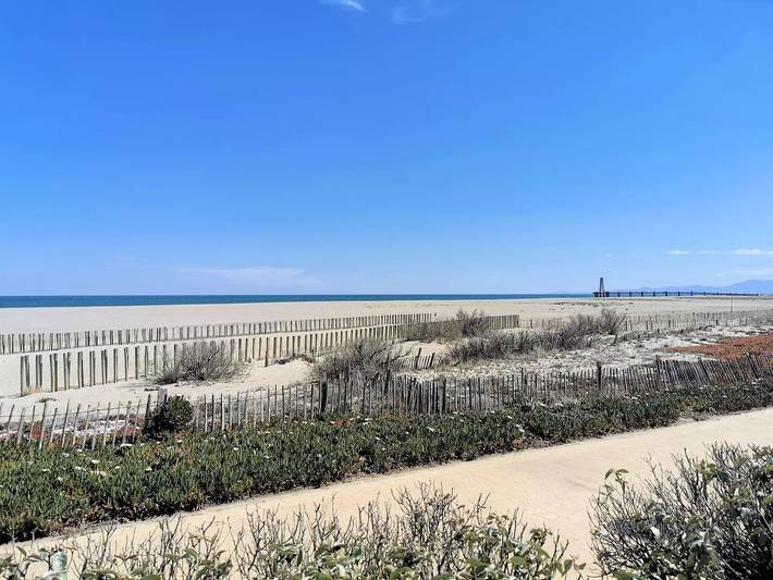 Location de vacances pour 6 personnes, avec vue et terrasse dans Port Leucate - 2