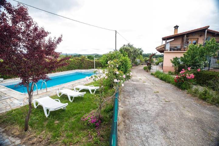 Location de vacances pour 11 personnes, avec jardin ainsi que piscine et vue, animaux acceptés à Ciudad Rodrigo - 3