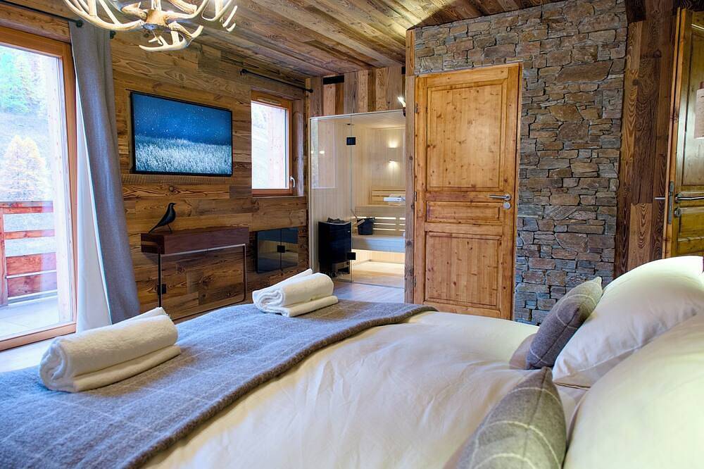 Entire apartment, Superb duplex with sauna and swimming pool - at the foot of the slopes - Vars - top-of-the-range services 