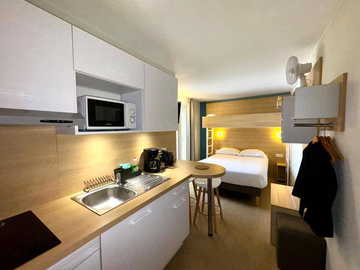 Kyriad Direct Saint Brieuc - Parc des Expositions in Saint-Brieuc, Côte de Goëlo