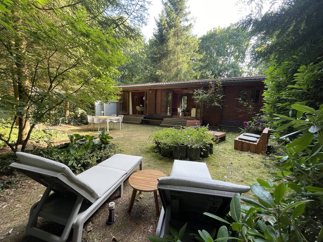 Fantastisch chalet met veel ruimte en fijne tuin in Epe, Veluwe