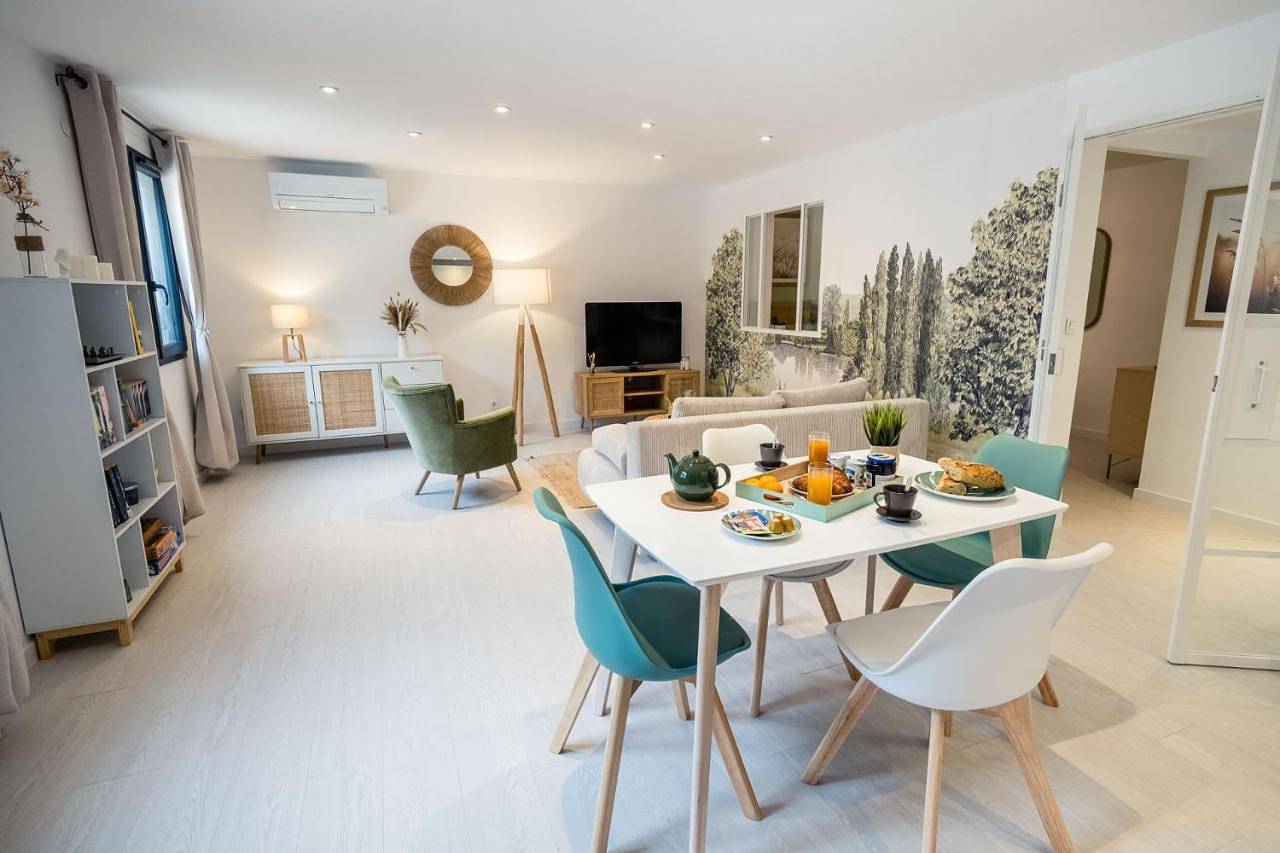Appartement entier, One-Bedroom Apartment in Tourbes, Côte méditerranéenne (France)