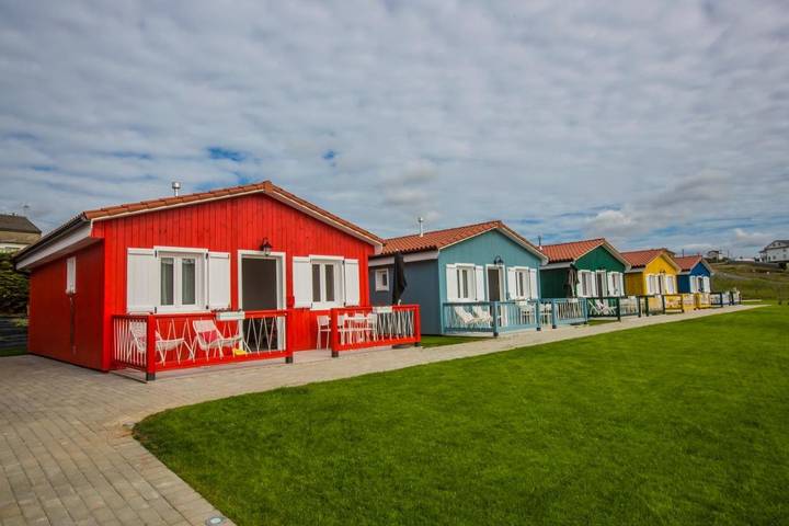 Parc de vacances pour 6 personnes, avec piscine ainsi que vue et jardin à Malpica de Bergantiños - 3