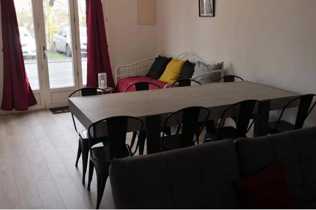 Appartement entier, Two-Bedroom Apartment with City View in Poitiers, Vienne (France)