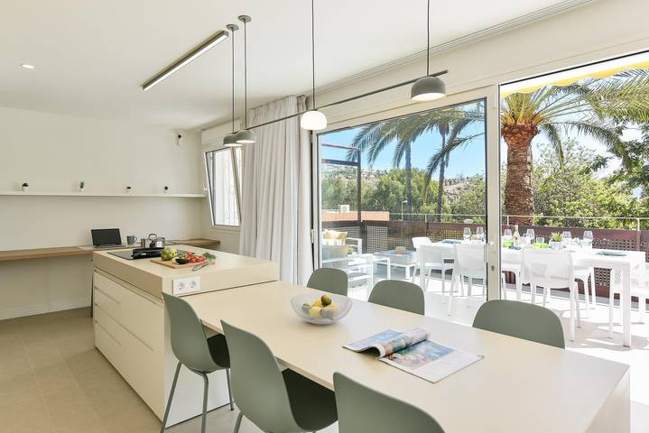 Bungalow para 5 personas, con piscina y terraza en San Agustín 