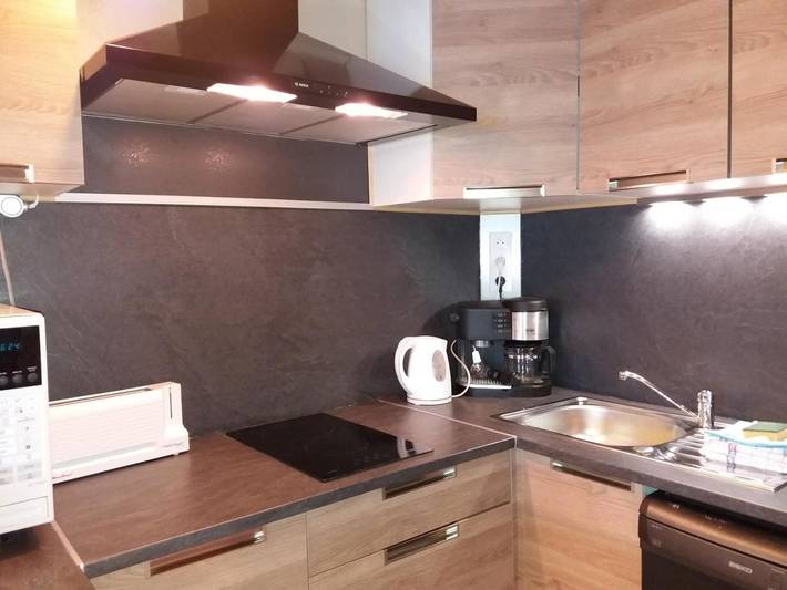 Gîte pour 6 personnes, avec vue et piscine dans Chabanon Selonnet - 3