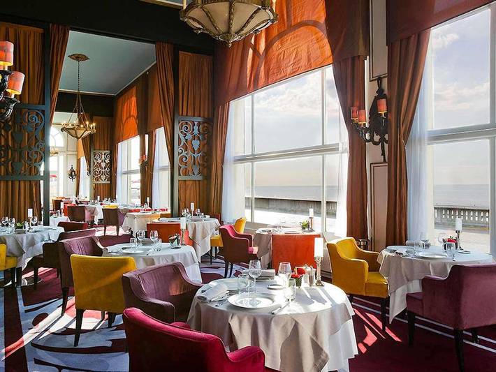 Hôtel pour 4 personnes, avec vue ainsi que sauna et jardin dans Grand Casino de Cabourg - 2
