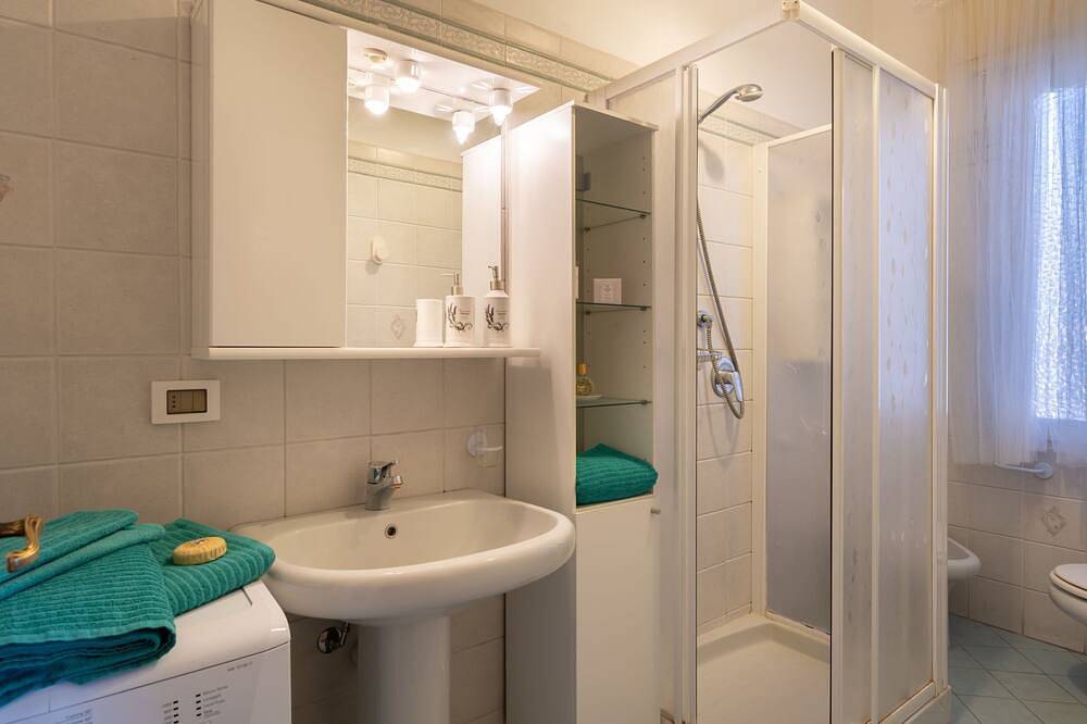 Apartamento entero, Cipressi by Interhome in San Lorenzo al Mare, Riviera di Ponente