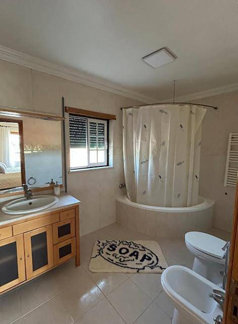 Maison d’hôte pour 7 personnes, avec terrasse dans Golegã - 4