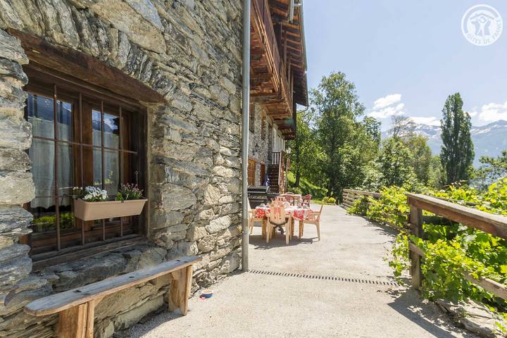 Gîte pour 12 personnes, avec sauna et terrasse à Montvalezan - 4