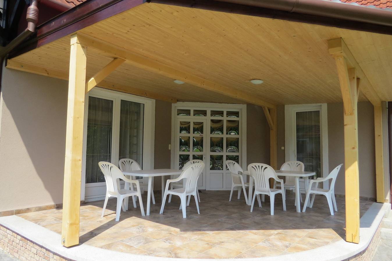 Ganze Ferienwohnung, 4 fös apartman in Balatonlelle, Plattensee Südufer