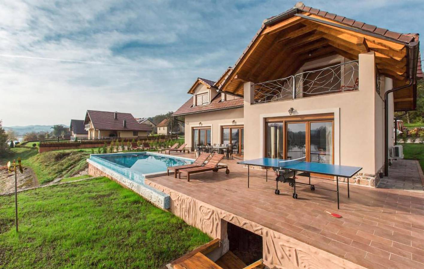 Gemütliches Apartment mit Pool, WiFi & Parkplatz in Ogulin, Karlovac und Umgebung