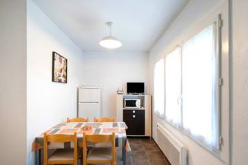 Camping pour 5 Personnes dans Lesperon, Landes, Photo 4