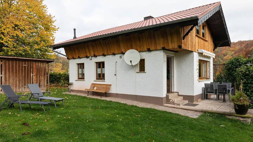 Ferienhaus für 4 Personen, mit Terrasse und Garten - 1